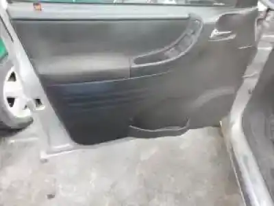 Veículo de Sucata opel zafira a y20dth do ano 2003 alimentado 