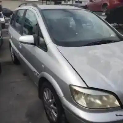 Veículo de Sucata opel zafira a y20dth do ano 2003 alimentado 