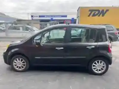 Veicolo di demolizione renault grand modus k9k750 dell'anno 2004 alimentato 