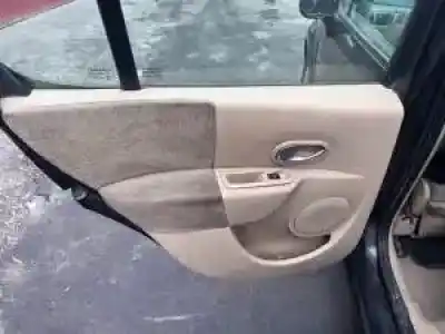 Veicolo di demolizione renault grand modus k9k750 dell'anno 2004 alimentato 