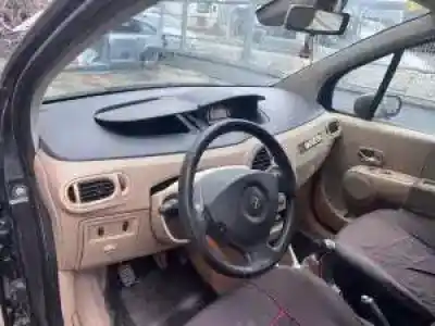 Veicolo di demolizione renault grand modus k9k750 dell'anno 2004 alimentato 