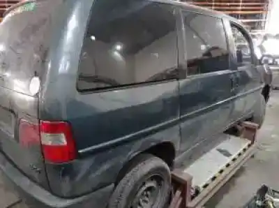 Veicolo di demolizione peugeot 806 dhxxud9te dell'anno 1994 alimentato 