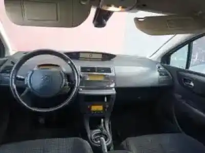 Scrapping Vehicle citroen c4 berlina 1.6 hdi cat (9hy / dv6ted4) of the year 2004 powered 