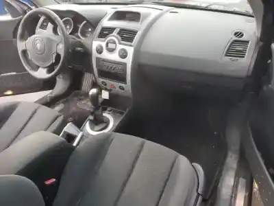 Scrapping Vehicle renault megane ii coupe k4m761.k4mt7.k4m760 of the year 2003 powered 