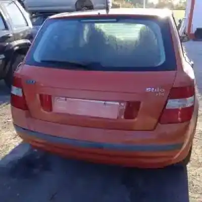 Veículo de Sucata fiat stilo (192) 192a3000 do ano 2002 alimentado 