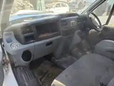 Sloopvoertuig ford transit caja cerrada ´06 phfa van het jaar 2006 aangedreven 