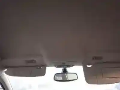 Veículo de Sucata ford focus berlina (cap) aoda do ano 2004 alimentado 