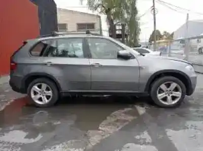 Veículo de Sucata bmw x5 (e70) m57306d3 do ano 2006 alimentado 