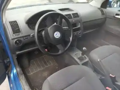 Здавання транспортного засобу volkswagen polo (9n1) azq року 2001 потужний 