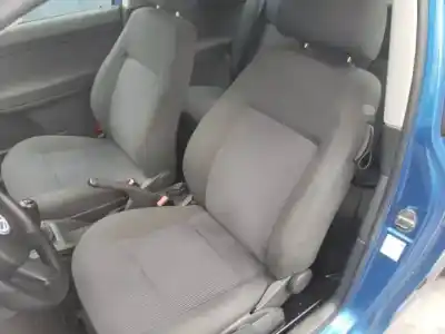 Здавання транспортного засобу volkswagen polo (9n1) azq року 2001 потужний 