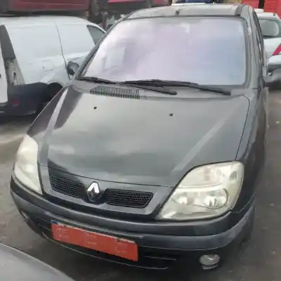 Здавання транспортного засобу RENAULT                                            SCENIC (JA..)                                                                                                                                                                                                                                              K4M701 року 2001 потужний 