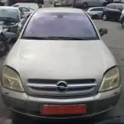 Verschrottungsfahrzeug OPEL VECTRA C BERLINA Y22DTR des Jahres 2003 angetrieben 
