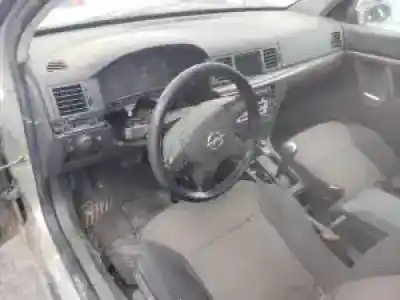 Veículo de Sucata opel vectra c berlina y22dtr do ano 2003 alimentado 