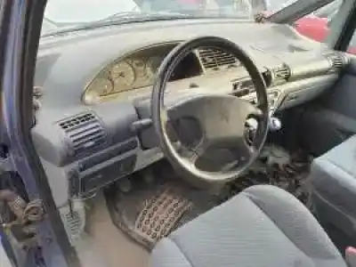 Veicolo di demolizione peugeot 806 rfuxu10j2 dell'anno 1994 alimentato 