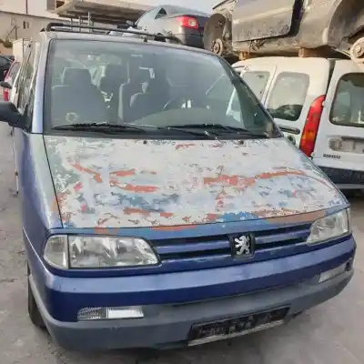 Veicolo di demolizione PEUGEOT 806 RFUXU10J2 dell'anno 1994 alimentato 