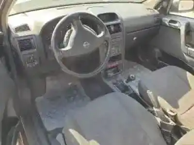 Veicolo di demolizione opel astra g berlina z16xep dell'anno 2002 alimentato 