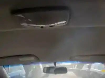 Veículo de Sucata kia rio (dc) a3d do ano 2002 alimentado 