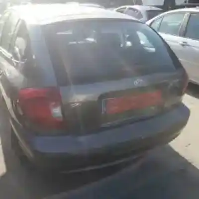 Veículo de Sucata kia rio (dc) a3d do ano 2002 alimentado 
