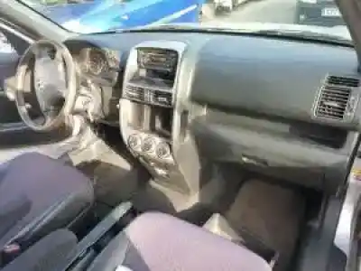 Scrapping Vehicle honda cr-v (rd8) k20a4 of the year 2002 powered 