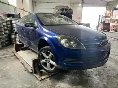 Здавання транспортного засобу opel astra gtc z17dth року 2005 потужний 