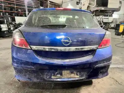 Здавання транспортного засобу opel astra gtc z17dth року 2005 потужний 