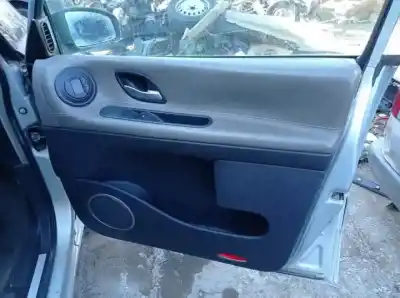 Здавання транспортного засобу renault espace iv (jk0) p9x701 року 2002 потужний 