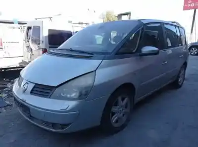 Здавання транспортного засобу RENAULT ESPACE IV (JK0) P9X701 року 2002 потужний 