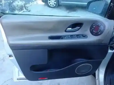 Здавання транспортного засобу renault espace iv (jk0) p9x701 року 2002 потужний 