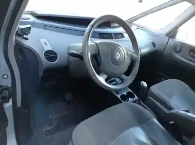 Здавання транспортного засобу renault espace iv (jk0) p9x701 року 2002 потужний 