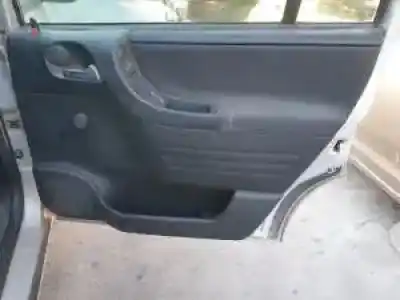 Sloopvoertuig opel zafira a y20dth van het jaar 2004 aangedreven 