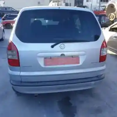 Sloopvoertuig opel zafira a y20dth van het jaar 2004 aangedreven 