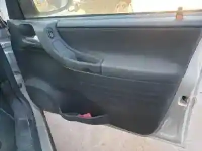 Sloopvoertuig opel zafira a y20dth van het jaar 2004 aangedreven 