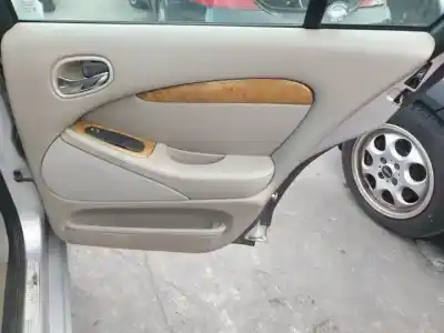 Scrapping Vehicle jaguar                                             s-type ii (x200)                                                                                                                                                                                                                                           4.0 v8 of the year 1998 powered 