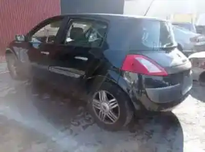 Sloopvoertuig renault megane ii berlina 5p k9k728 van het jaar 2002 aangedreven 