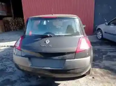 Sloopvoertuig renault megane ii berlina 5p k9k728 van het jaar 2002 aangedreven 