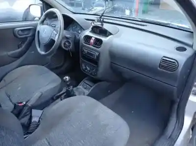 Scrapping Vehicle opel corsa c g-z12xe of the year 2000 powered 