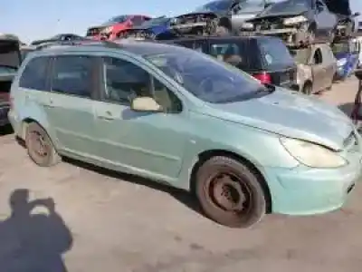 Veículo de Sucata peugeot 307 break / sw (s1) nfutu5jp4 do ano 2002 alimentado 