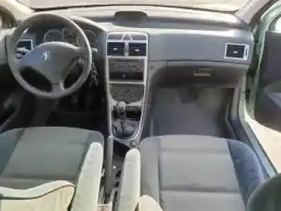 Veículo de Sucata peugeot 307 break / sw (s1) nfutu5jp4 do ano 2002 alimentado 