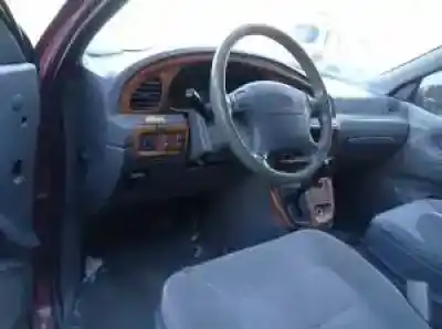 Scrapping Vehicle kia carnival d/j3 of the year 1999 powered 