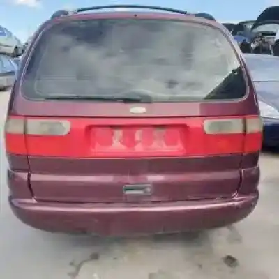 Veículo de Sucata ford galaxy (vx) y5b.e5sa do ano 1997 alimentado 