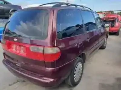 Veículo de Sucata ford galaxy (vx) y5b.e5sa do ano 1997 alimentado 