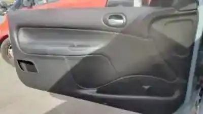 Sloopvoertuig peugeot 206 cc nfu(tu5jp4) van het jaar 2001 aangedreven 