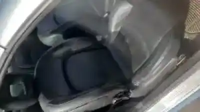 Sloopvoertuig peugeot 206 cc nfu(tu5jp4) van het jaar 2001 aangedreven 