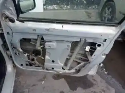 Veículo de Sucata renault megane ii berlina 5p k9k728 do ano 2002 alimentado 