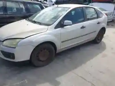 Veículo de Sucata ford focus berlina (cap) d/hhda do ano 2005 alimentado 