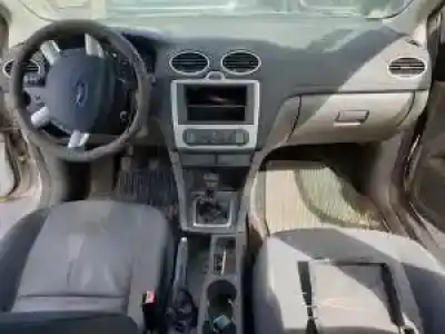 Veículo de Sucata ford focus berlina (cap) d/hhda do ano 2005 alimentado 