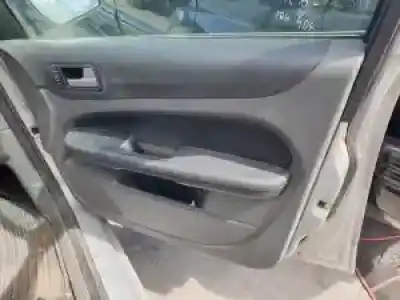 Veículo de Sucata ford focus berlina (cap) d/hhda do ano 2005 alimentado 