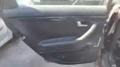 Veículo de Sucata audi a4 berlina (8e) awx do ano 2001 alimentado 