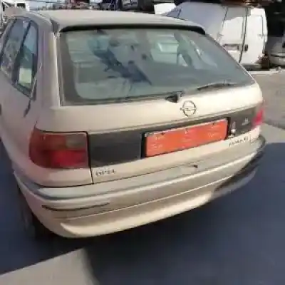 Veículo de Sucata opel astra g berlina g-x16szr do ano 1998 alimentado 