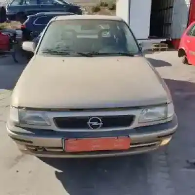 Veicolo di demolizione OPEL ASTRA G BERLINA G-X16SZR dell'anno 1998 alimentato 
